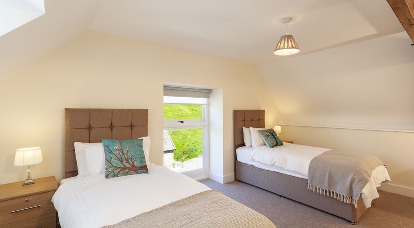 Photo of Dashel Cottage, Countisbury