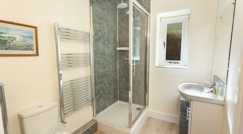 Photo of Dashel Cottage, Countisbury