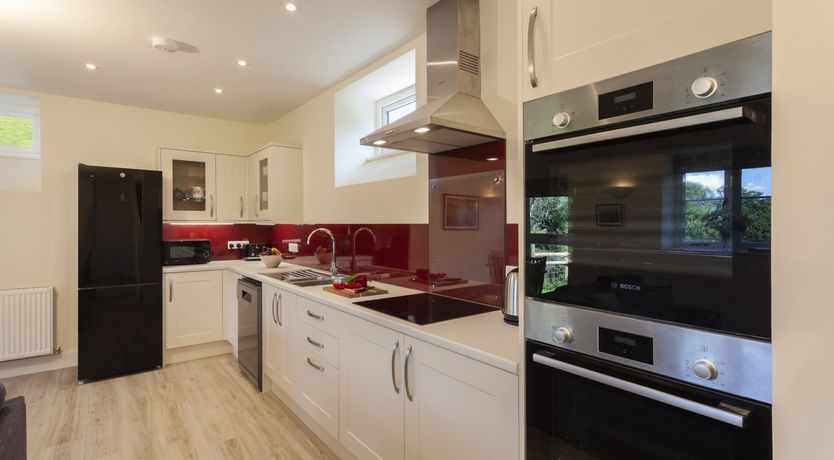 Photo of Dashel Cottage, Countisbury