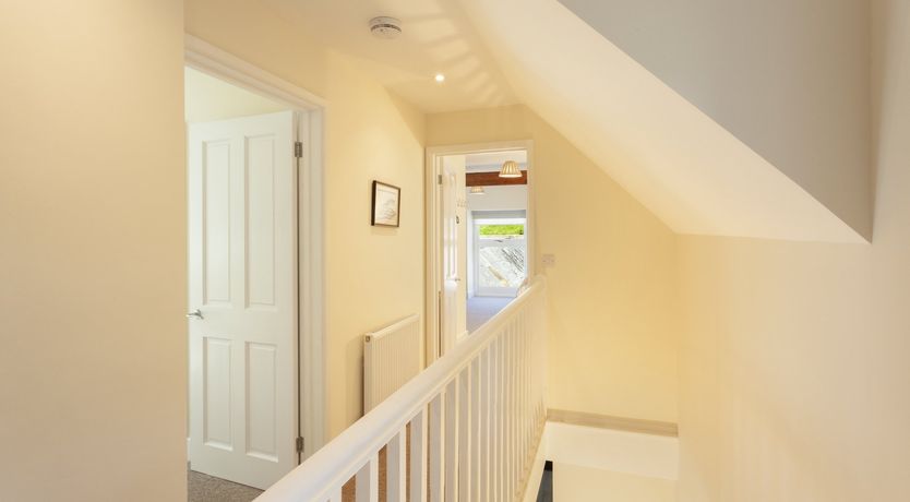 Photo of Dashel Cottage, Countisbury