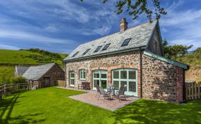 Photo of Dashel Cottage, Countisbury