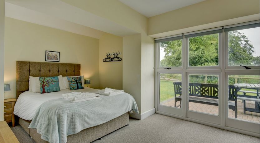 Photo of Dashel Cottage, Countisbury