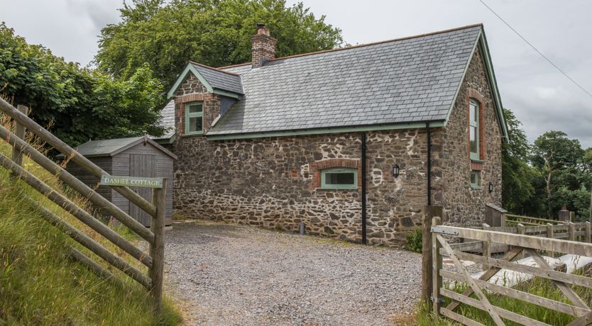 Photo of Dashel Cottage, Countisbury