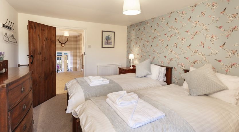 Photo of Wingate Farm, Countisbury