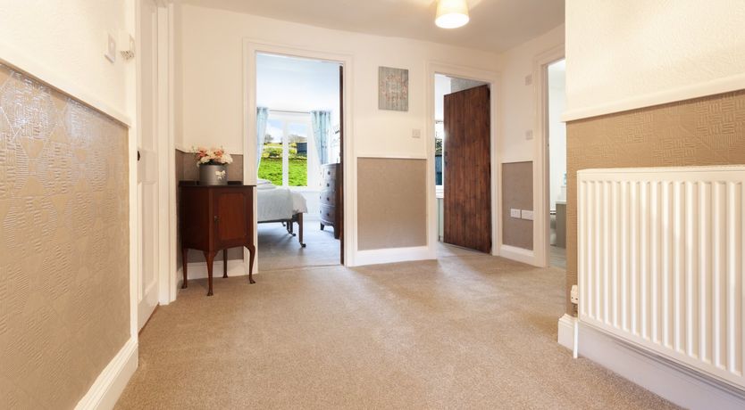 Photo of Wingate Farm, Countisbury