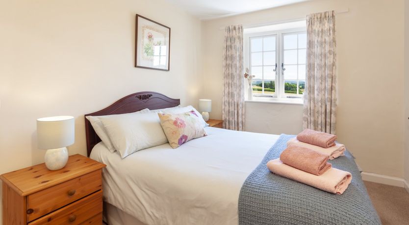 Photo of Jacobs Pond, Monksilver