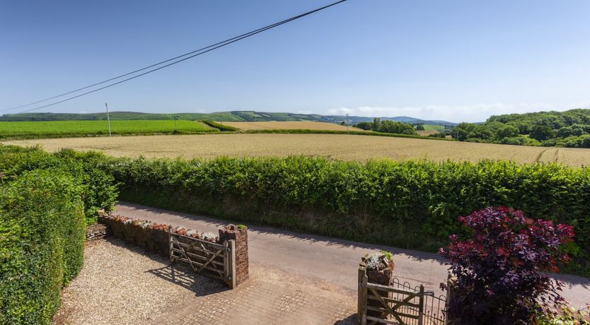 Photo of Jacobs Pond, Monksilver