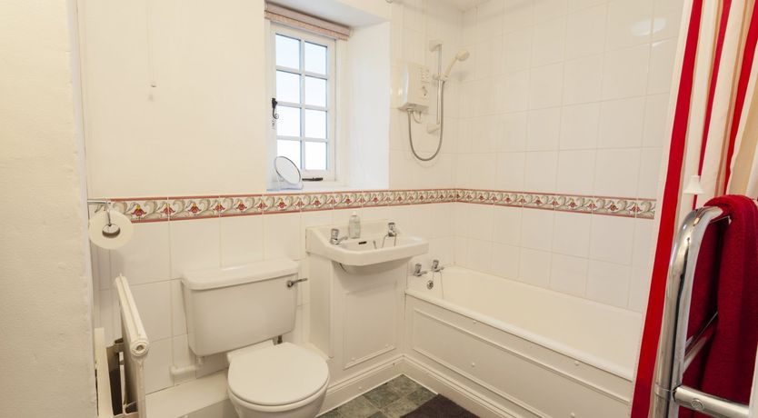 Photo of Jacobs Pond, Monksilver