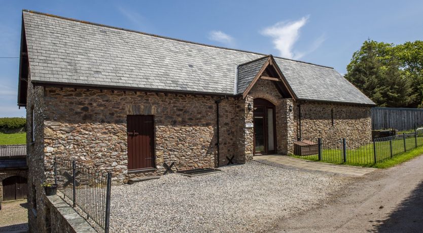 Photo of Yenworthy Barn, Countisbury