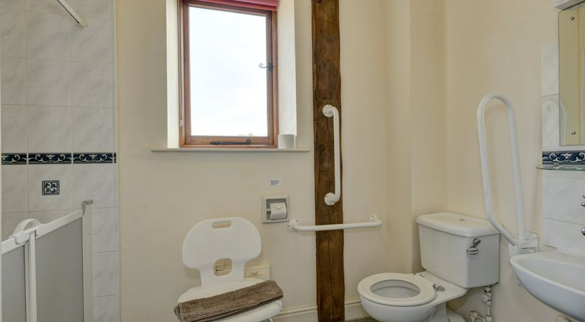 Photo of Yenworthy Barn, Countisbury