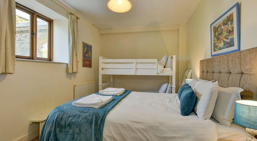 Photo of Yenworthy Barn, Countisbury