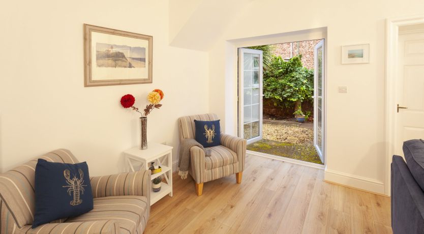 Photo of Beachside Cottage, Minehead