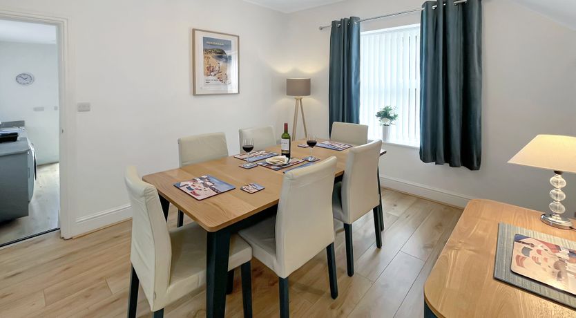 Photo of Beachside Cottage, Minehead