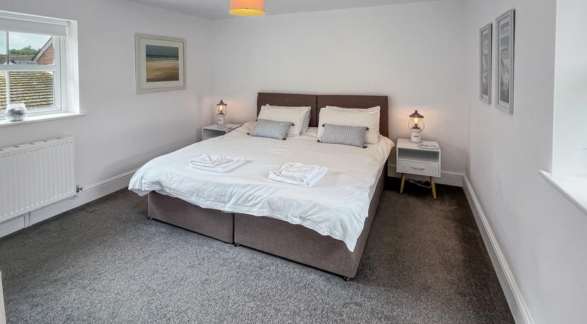 Photo of Beachside Cottage, Minehead