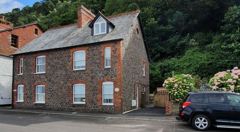Photo of Seagulls Rest, Minehead