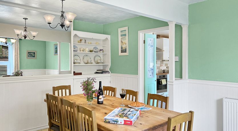 Photo of Seagulls Rest, Minehead