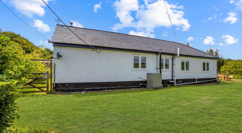 Photo of Linhay Cottage, Withypool