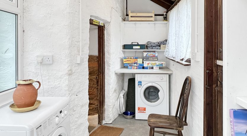 Photo of Riverside Cottage, Brendon