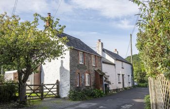 Riverside Cottage, Brendon Holiday Cottage