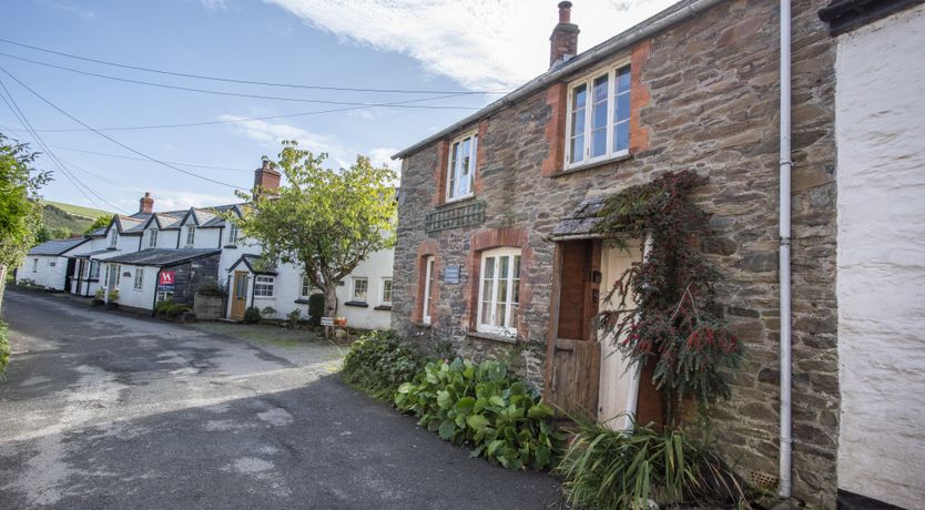 Photo of Riverside Cottage, Brendon