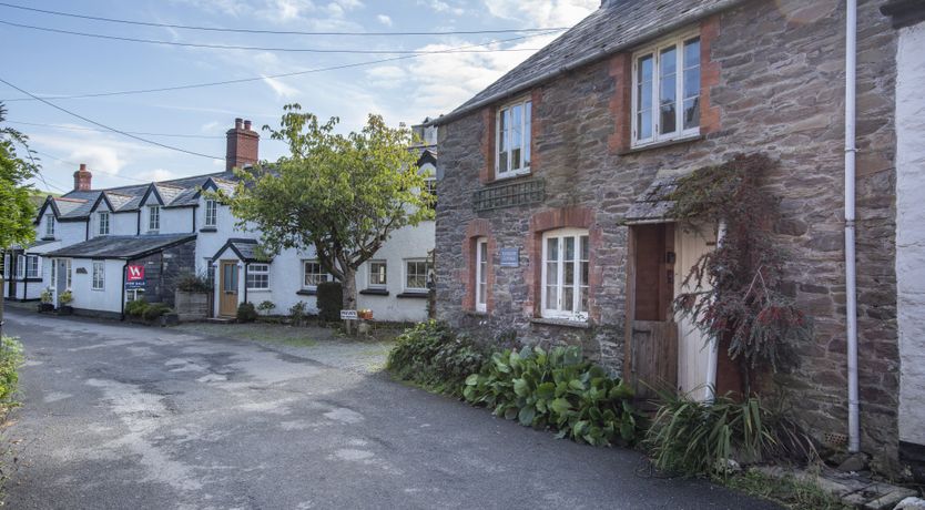Photo of Riverside Cottage, Brendon