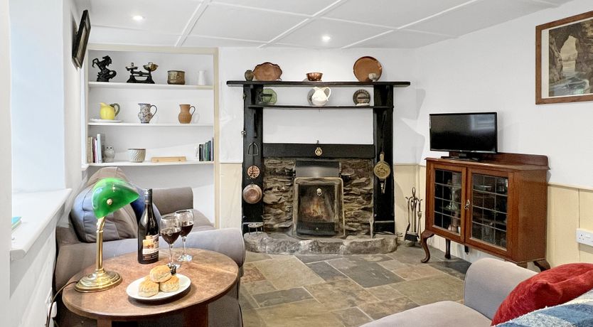 Photo of Riverside Cottage, Brendon