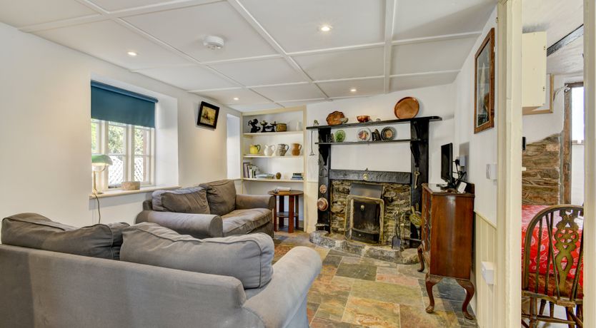 Photo of Riverside Cottage, Brendon