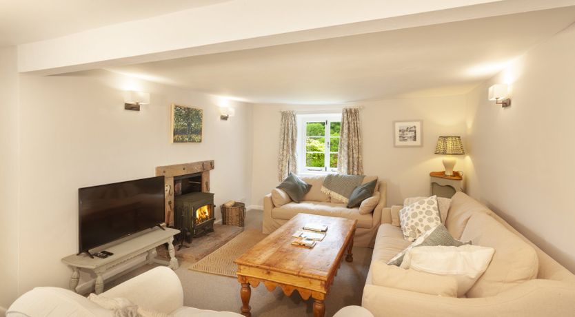 Photo of Trinity Cottage, Roadwater