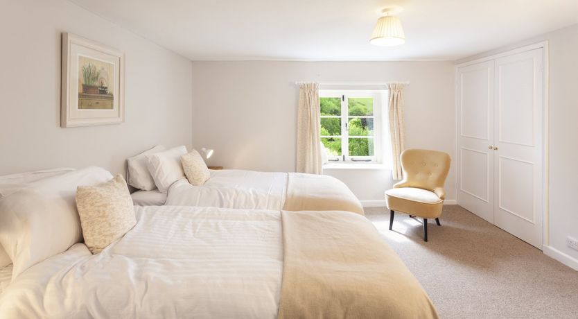 Photo of Trinity Cottage, Roadwater