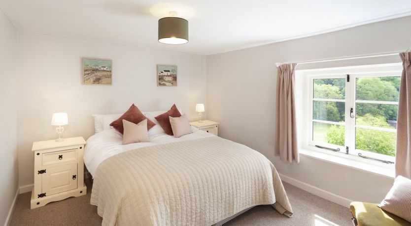 Photo of Trinity Cottage, Roadwater