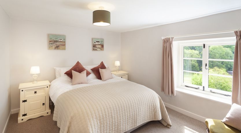 Photo of Trinity Cottage, Roadwater