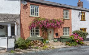 Photo of Sausage Cottage, Oakford