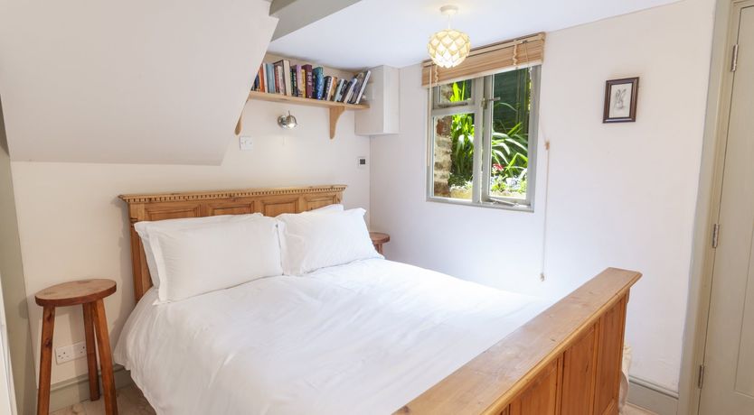 Photo of Sausage Cottage, Oakford