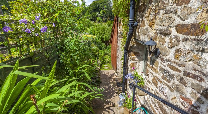 Photo of Sausage Cottage, Oakford