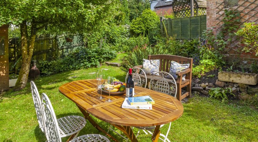 Photo of Sausage Cottage, Oakford