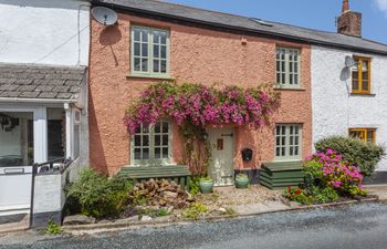 Sausage Cottage, Oakford Holiday Cottage