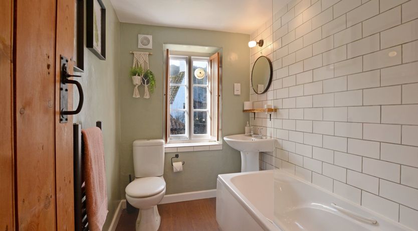 Photo of Yellow Gate Cottage, Porlock