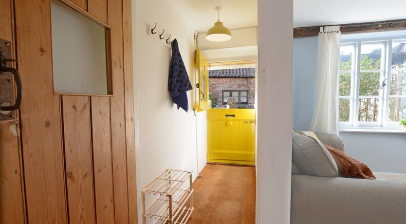 Photo of Yellow Gate Cottage, Porlock