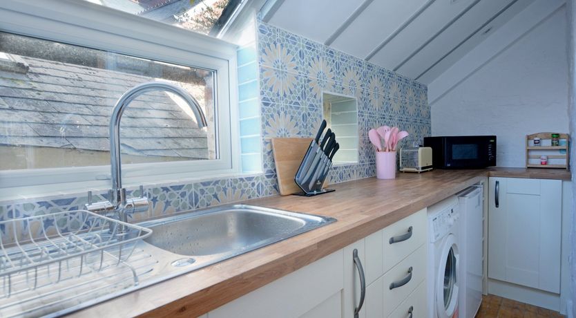 Photo of Yellow Gate Cottage, Porlock