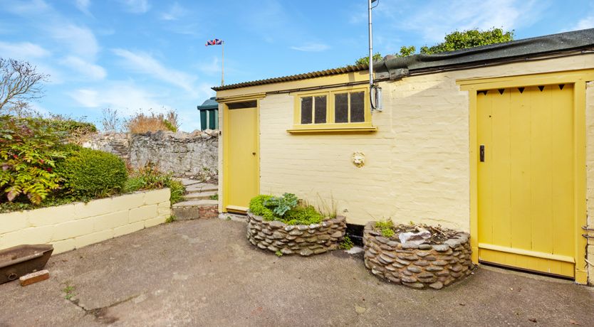 Photo of Western Cottage, Porlock Weir