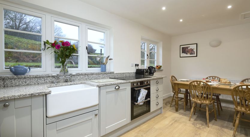 Photo of One Lower Spire Cottage, Liscombe