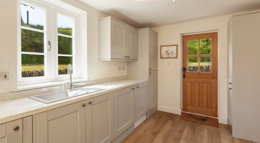 Photo of One Lower Spire Cottage, Liscombe