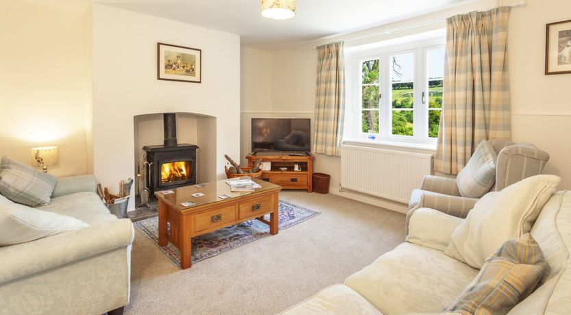 Photo of One Lower Spire Cottage, Liscombe