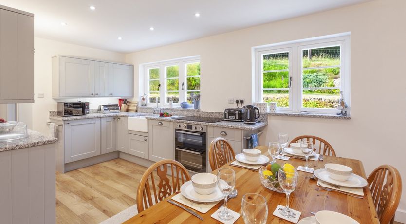 Photo of One Lower Spire Cottage, Liscombe