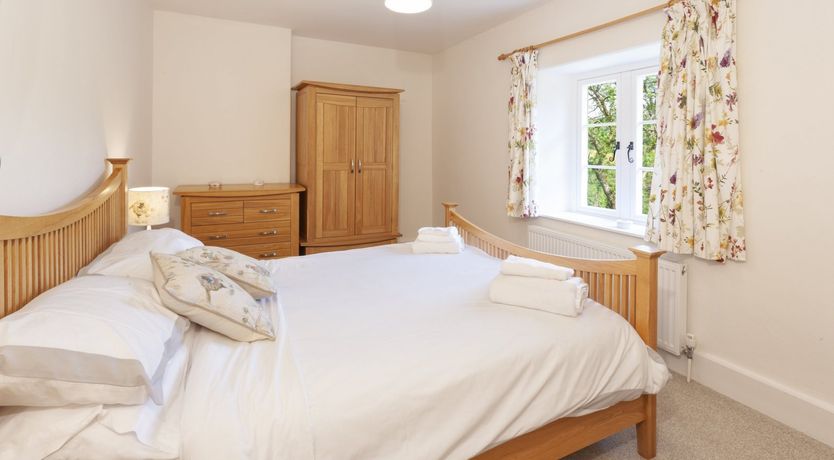 Photo of One Lower Spire Cottage, Liscombe