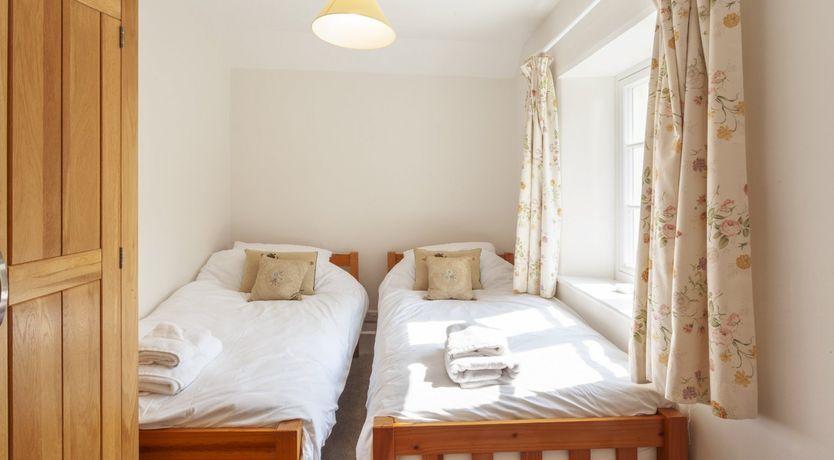 Photo of One Lower Spire Cottage, Liscombe