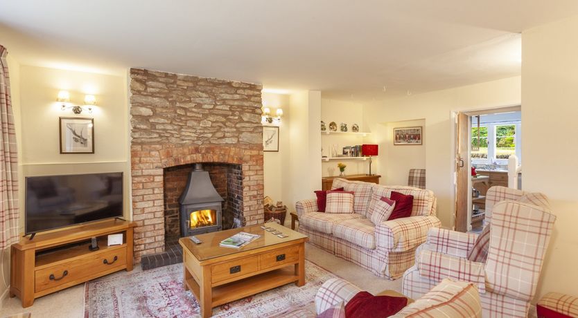 Photo of Two Lower Spire Cottage, Liscombe