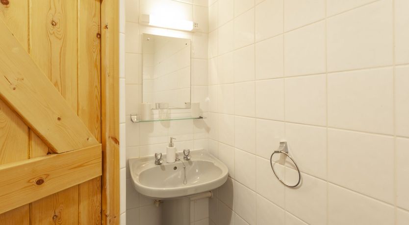 Photo of Two Lower Spire Cottage, Liscombe