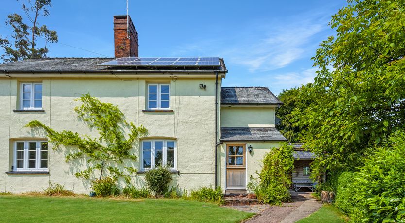 Photo of Two Lower Spire Cottage, Liscombe