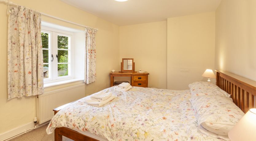 Photo of Two Lower Spire Cottage, Liscombe